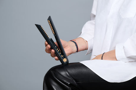 Bezprzewodowa prostownica do włosów SkinVibe Luna MiniWireless